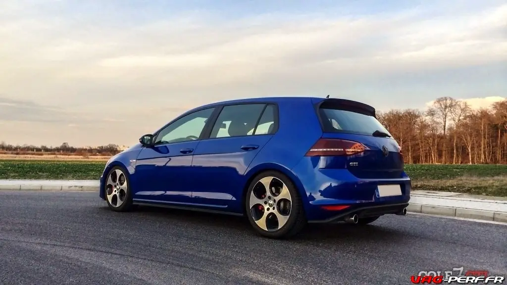 GOLF 7 Voklswagen bleu Gti