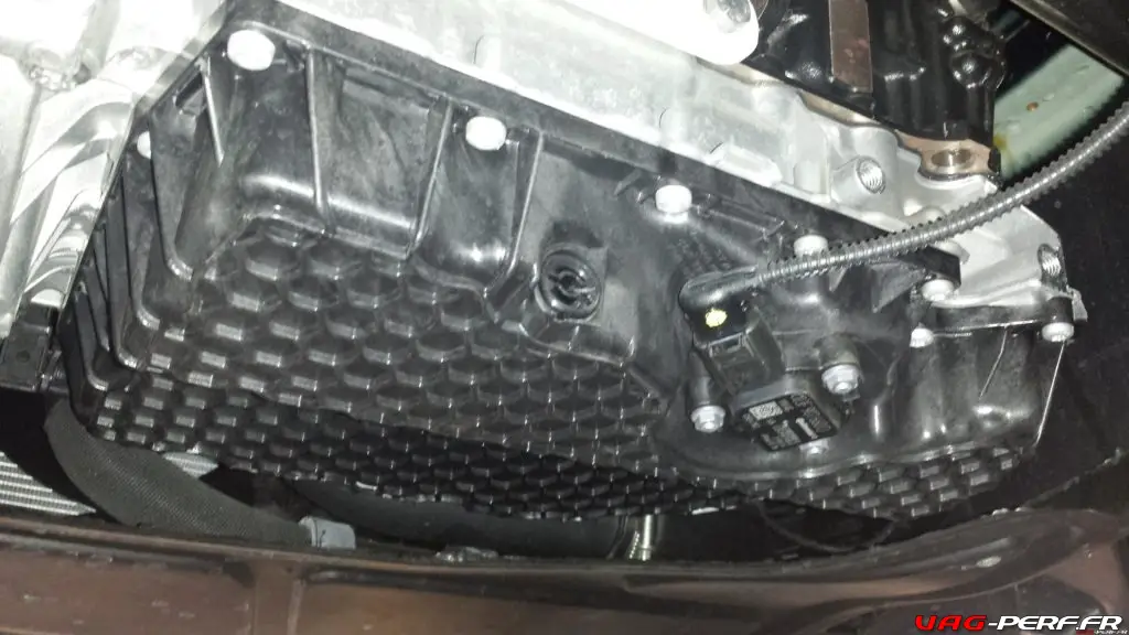 Tutoriel Vidange Huile Moteur sur Audi S1 2.0 TFSI VagPerf