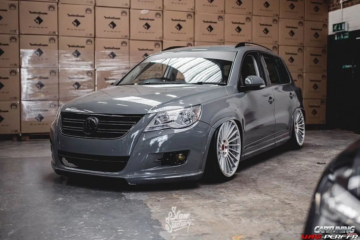 VW Tiguan (5N) Corner Lights VagPerf