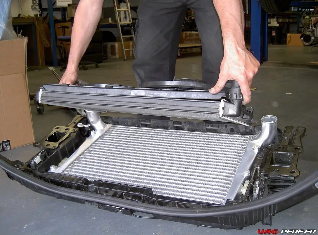 Intercooler d'Origine de l'Audi S3 Alu