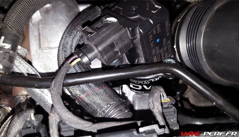 La Dump Valve installée sur le moteur 2.0 TSI GEN3 d'une VW GOLF 7R chez Atelier Retro Sport APR