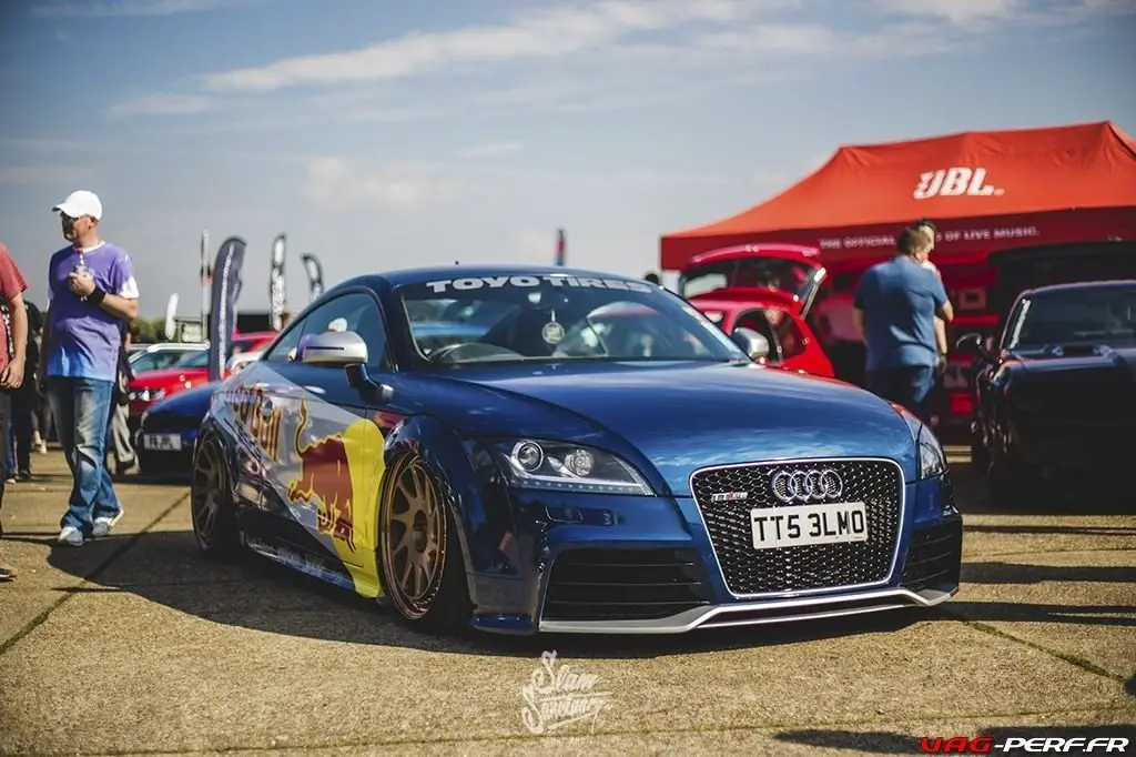 Redbull Stance Audi TTRS