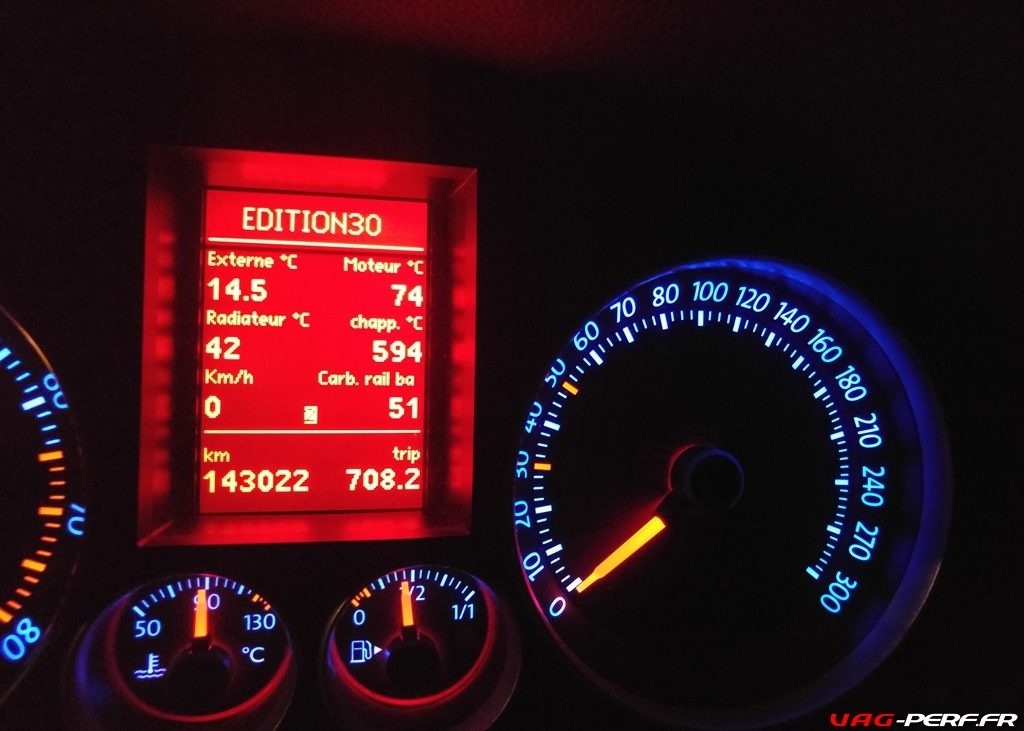 Le POLARFIS sur cette VW GOLF 5 Gti permet d'afficher la température des gaz d'échappement !