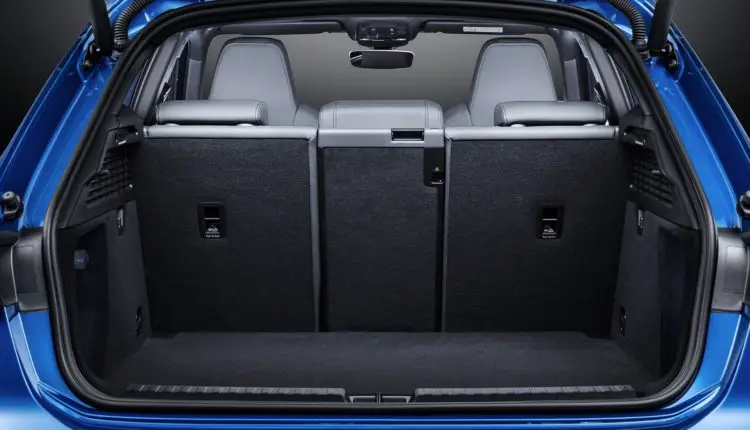 2021_audi_a3_sportback_35_1600x1200