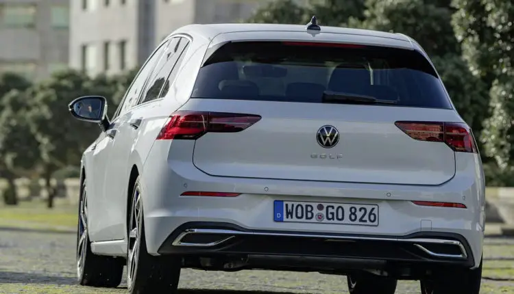 2020_volkswagen_golf_141_1600x1200