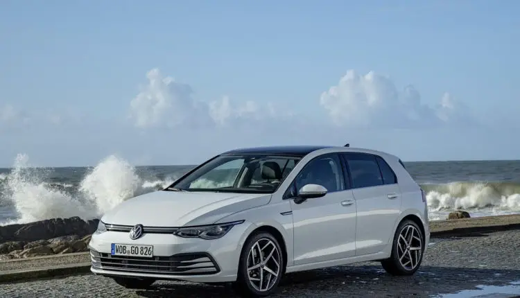 2020_volkswagen_golf_152_1600x1200
