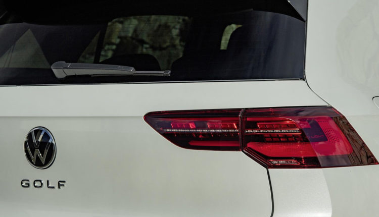 2020_volkswagen_golf_178_1600x1200