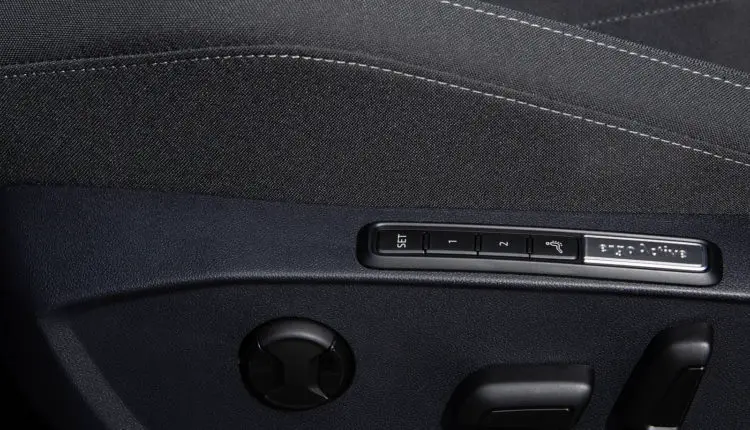 2020_volkswagen_golf_198_1600x1200