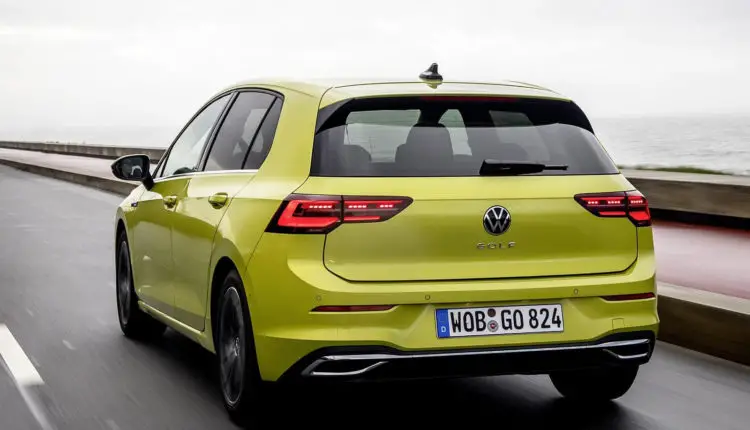 2020_volkswagen_golf_241_1600x1200
